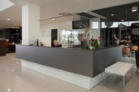 Banque, guichet, comptoir sur mesure